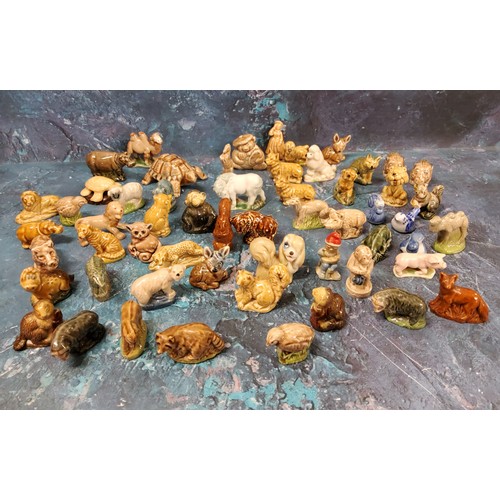 26 - Wade Whimsies - Disney Lady from Lady and the Tramp;  Leprechaun;   animals, lion, do... 