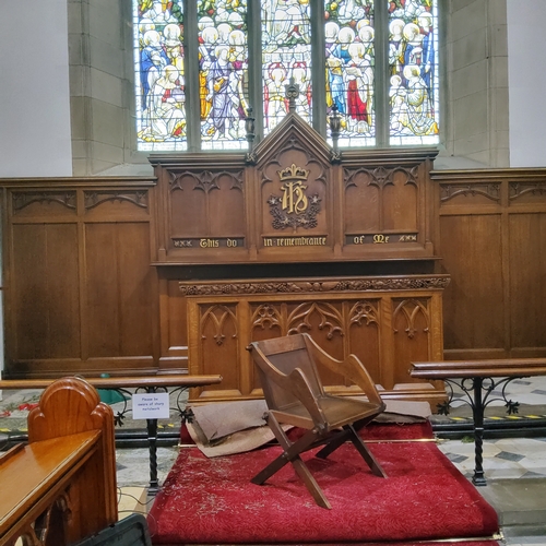 5D - An unusual oak 'Bishop's Chair', used in Dore Church since the early 20th centuryImportant Informati... 