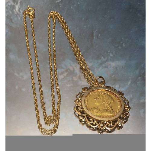 251 - A Victorian full sovereign, dated 1895 mounted in a 9ct gold pendant, 9ct gold necklace 16.37g gross