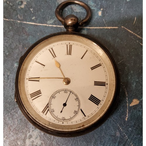 259 - A Victorian silver open faced pocket watch, Roman numerals, subsidiary seconds dial, Birmingham 1890