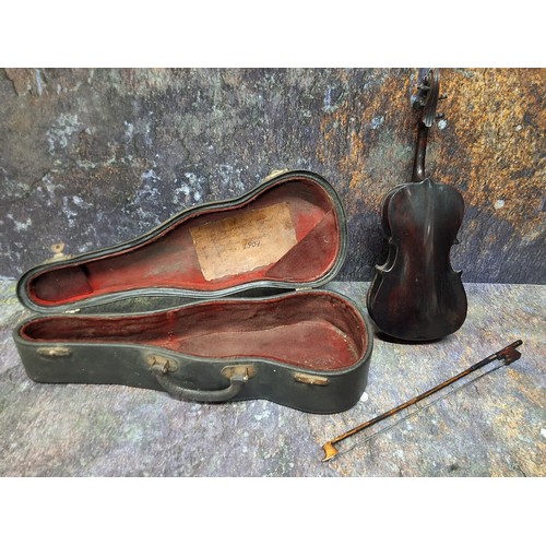 498 - An early 20th century miniature apprentice violin, 15cm back, the case with label ' la premier piece... 