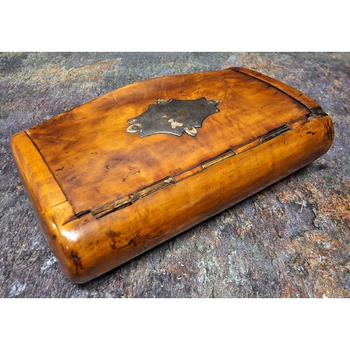 469 - A 19th century maple rounded rectangular table snuff box, integral hinged cover, 16.5cm wide, c. 184... 