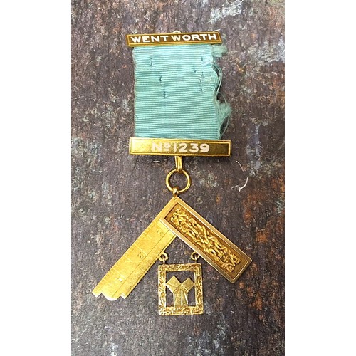 134 - An 18ct gold Masonic jewel for Wentworth Lodge, approx 20g