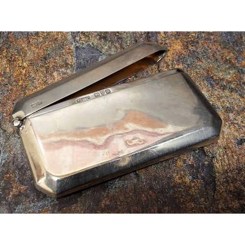 15 - An Edwardian silver canted rectangular card case, 4.5cm high, Chester 1908