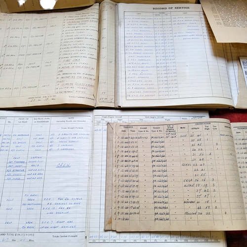 200 - Militaria - Second World War - SGT. H.A.TILL 1435920, Five RAF pilot's flying log books, comprehensi... 