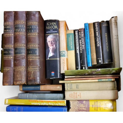 86 - A Marklin projector, c.1940;&nbsp; &nbsp;four slide cases;&nbsp; a magnifier on stand;&nbsp; Nine co... 