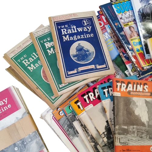 519 - Railwayana - a collection of early 20th century and later The Railway magazines, Trains magazines, m... 