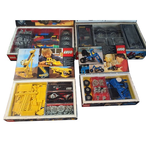 711 - Lego Technical Sets -  8859 Tractor, boxed; 856 Bulldozer Set, boxed; 854 Go-Kart, boxed; 8860 ... 