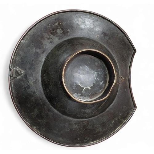 688 - A late 18th century brass barber's bleeding bowl, rolled rim, 26cm diam, c.1790