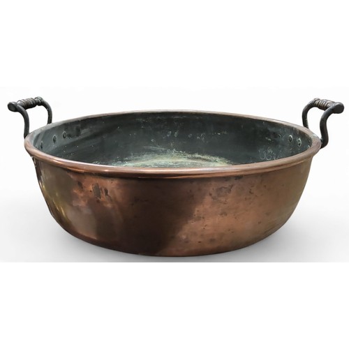 679 - A large 19th century copper two handled pan, roll top, heavy gauge, 51cm over  handles