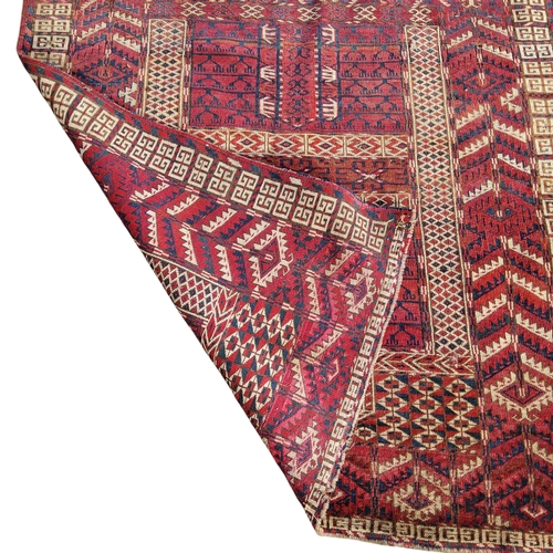 702 - A 19th century Turkmen Tekke Ensi prayer rug, 130cm x 110cm