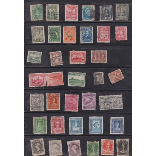 661 - Stamps- A collection of GB and Commonwealth stamps mint and used. Includes range of Queen Victoria e... 