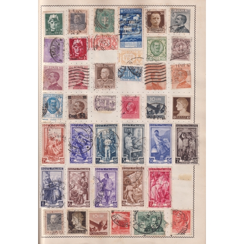 681 - Stamps- A well filled Movealeaf stamp album housing a GB, Commonwealth and World collection of mint ... 