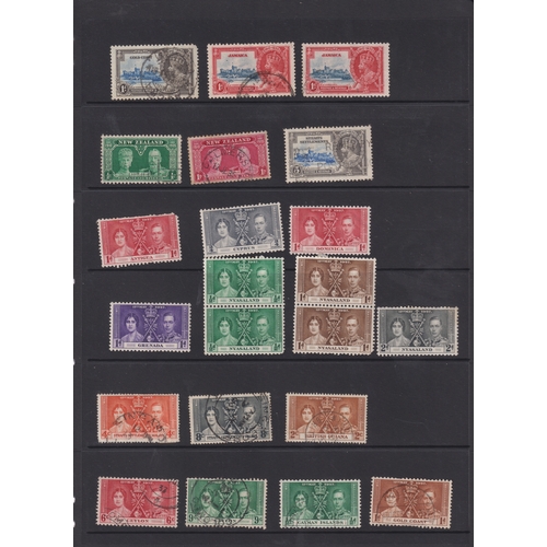 684 - St amps- A collection of mint and used GB and Commonwealth stamps on album leaves and on stock pages... 