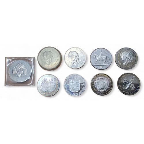 199 - Numismatics - a Bermuda 500 silver one dollar commemorative issue 25th Anniversary of the Wedding of... 