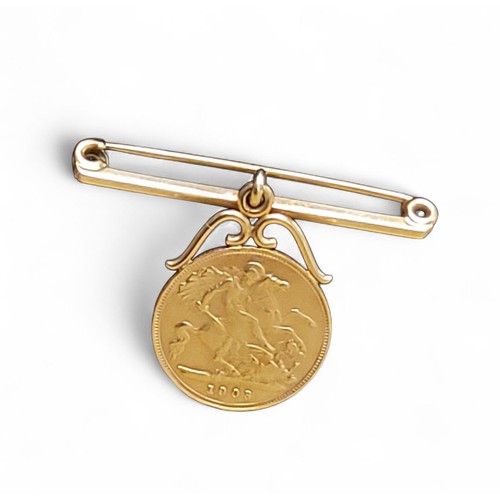 212 - A Edwardian half sovereign, 1903, soldered to 9ct bdrop bar brooch, 5.9g gross