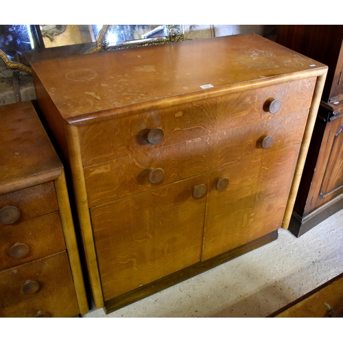 502 - A mid century mirror backed oak dressing table (107 cm x 46 cm x 148 cm h) to/with a matching side c... 