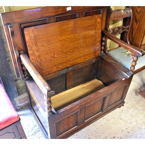 512 - A traditional metamorphic oak monk's box settle/table, 92 cm w x 44 cm x 95 cm h