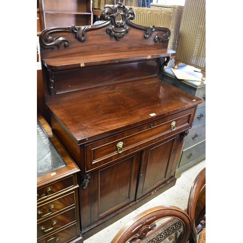 514 - A Victorian mahogany chiffonier with fitted secretaire drawer, over a pair of cabinet doors, 100 cm ... 