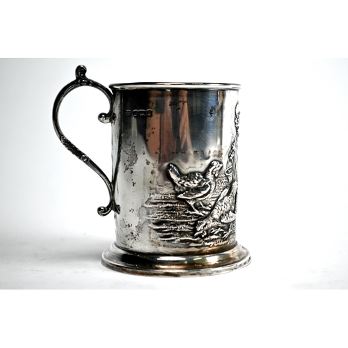 40 - A small pierced silver basket with swing handle, Birmingham 1898, a pierced bowl Birmingham 1914 and... 