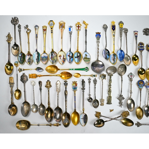 48 - Forty four silver and enamel souvenir spoons - various makers and dates, 20oz (643g) gross total wei... 