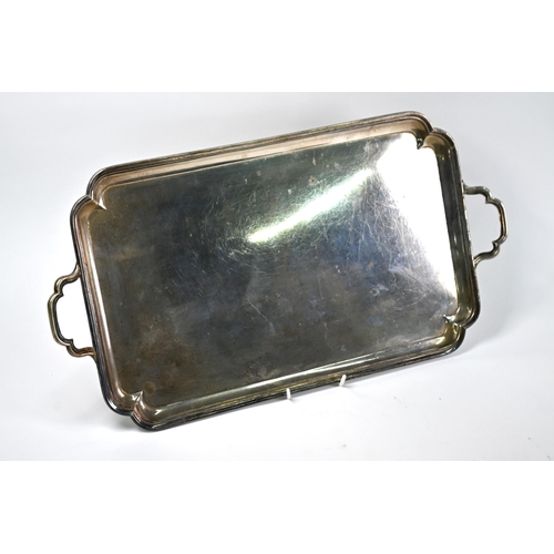 80 - A heavy quality rectangular silver tray with moulded rim and twin handles, Thomas Bradbury & Sons Lt... 