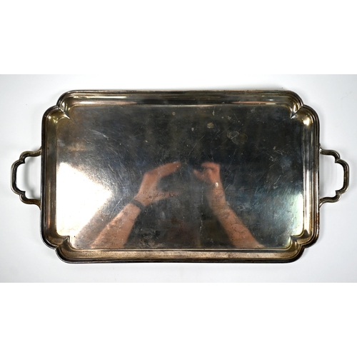 80 - A heavy quality rectangular silver tray with moulded rim and twin handles, Thomas Bradbury & Sons Lt... 