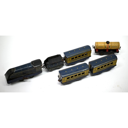 1233 - A boxed Hornby O gauge No 40 0-4-0 tank locomotive (reversing) to/w No 1 Side Tipping Wagon and No 1... 