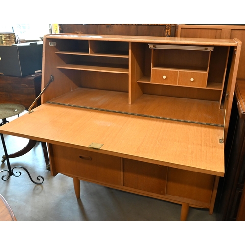 462 - A vintage 'Genuine Burolite Bureau Desk' with fall front panel enclosing fitted interior over drawer... 