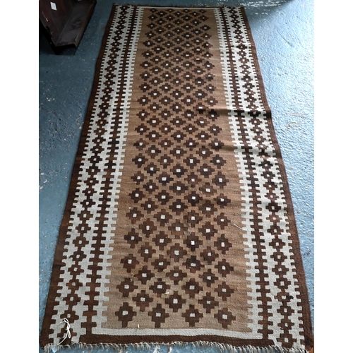 512 - Egyptian split weave kelim circa 1930s, 200 x 94 cm