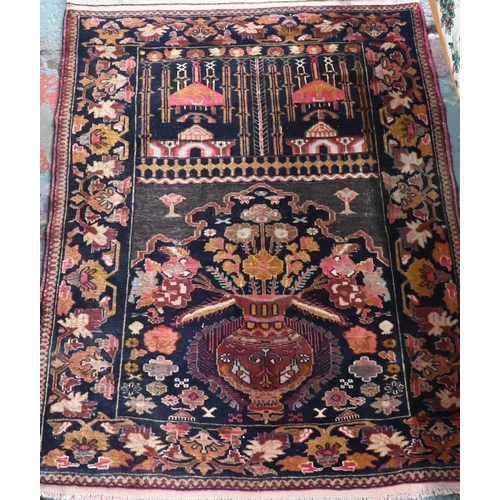 513 - Belouch vase design prayer rug, 124 x 96 cm