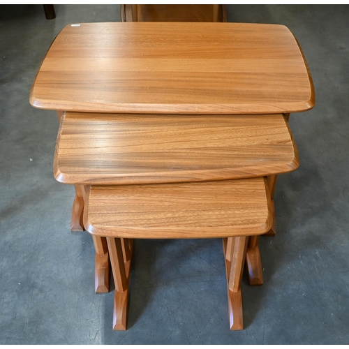 578 - A nest of three Ercol light elm side tables with octagonal supports - largest 62 cm w x 40 cm d x 43... 