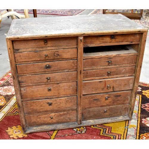 644 - An antique pine table top chest with graduating drawers (one missing), 58 cm wide x 32 cm deep x 50 ... 