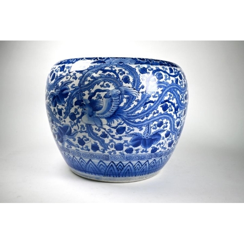 83 - A large 20th century Chinese blue and white porcelain jardiniere, painted and printed in underglaze ... 