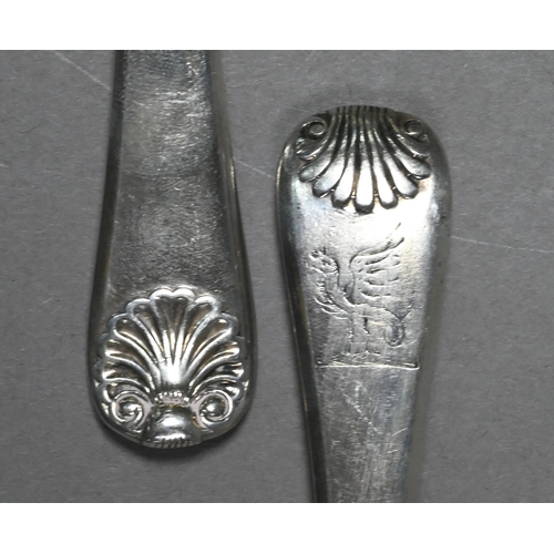 102 - A set of six early George III silver Hanoverian pattern tablespoons with shell finials, Isaac Callar... 