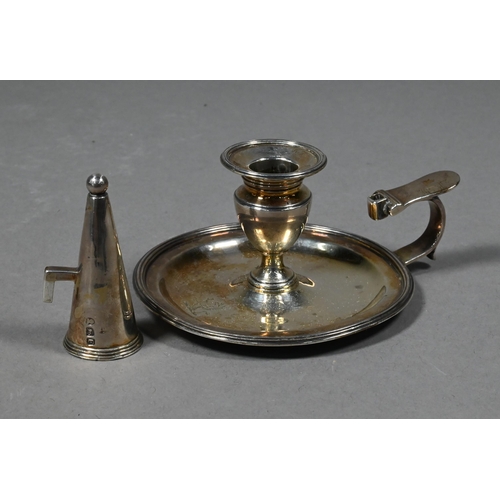 106 - A George III small silver chamberstick c/w detachable grease-pan and original conical snuffer, Rober... 