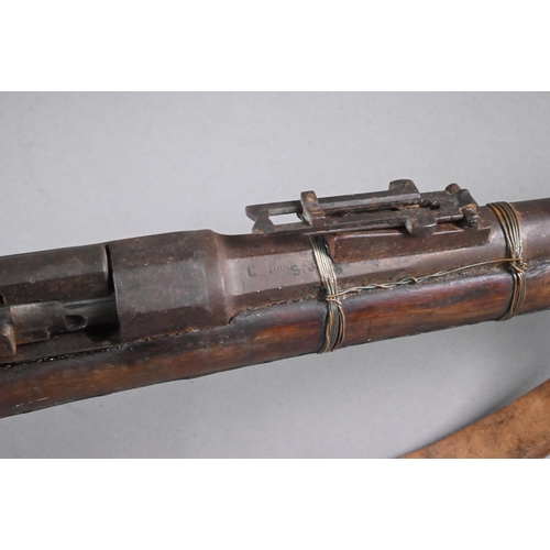 1114 - A French Chatellerault M.80 1866-74 11mm bolt-action carbine rifle with 79cm barrel, walnut halfstoc... 