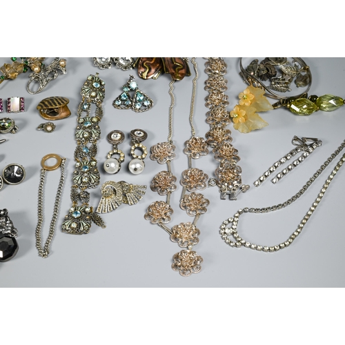 177 - Mixed jewellery items including marcasite, filigree, costume jewellery, clip-on earrings, silver ban... 