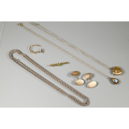 238 - Mixed collection of jewellery items including a 9ct heart-shaped locket, 9ct bar brooch set with ova... 