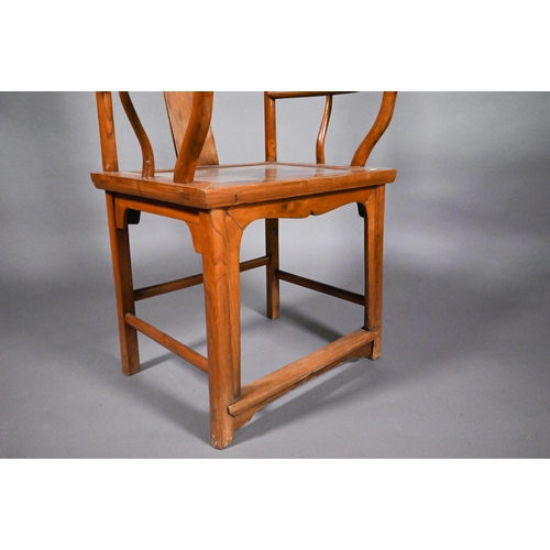 331 - An old Chinese elm 'officials hat' chair, the vertical splat with ruyi head device