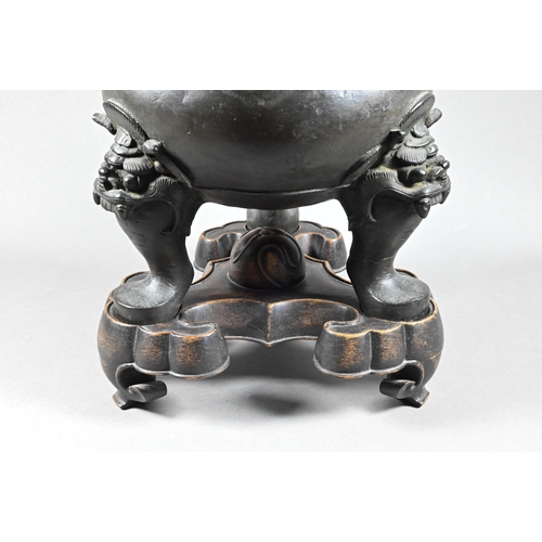 341 - An antique large Chinese archaistic bronze tripod censer or incense burner (Ding) the pair of 's' sh... 