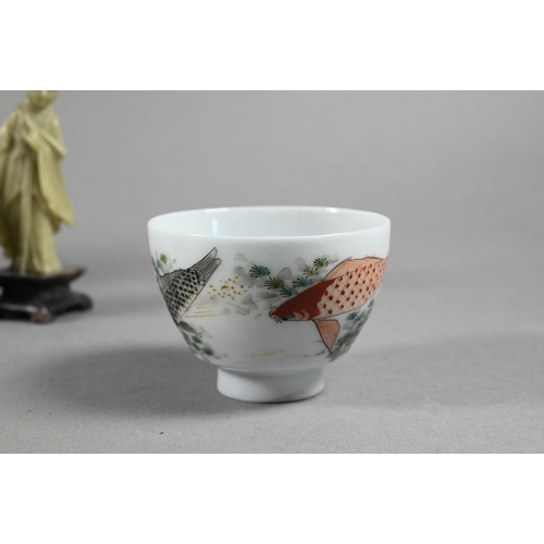 349 - A small collection of Oriental ceramics and collectables including a Japanese porcelain sake/wine cu... 