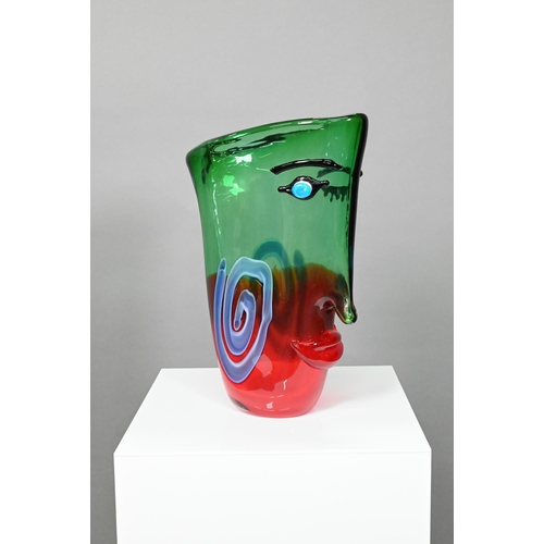 438 - A large Murano coloured glass 'face' vase, attributed to Stefano Toso, in the manner of Picasso, 32 ... 