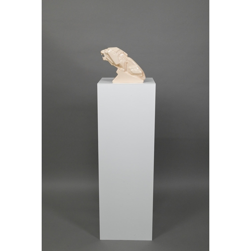 439 - An Art Deco Ashtead Pottery roaring lion on wedge plinth, 19 x 22 cm (cracked)