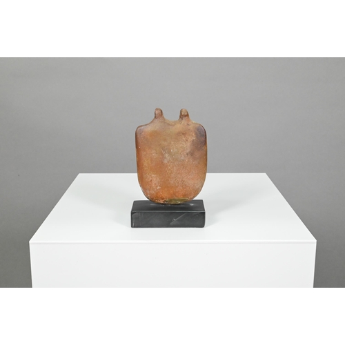 443 - Peter Hayes (b.1946), small cycladic stoneware group, 'Couple', on slate base, signed, 13 cmARR appl... 