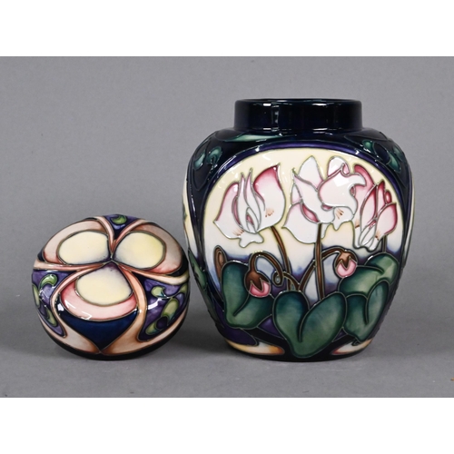 464 - A Moorcroft 'Ashwood Gold' and other floral designs jar and cover by Emma Bossons 2004, Ltd ed 59/20... 