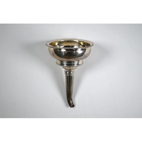 54 - A George III silver wine funnel with beaded rims, Peter & Ann Bateman, 1793, 1.9oz (59g), 11cm h... 