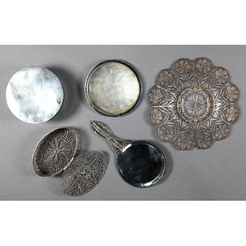 79 - Small .925 standard salt and pepper (boxed) to/w Continental silver filigree dish, trinket box and s... 