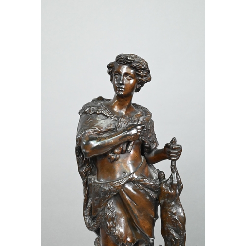 952 - Emile Boyer (1877 - 1948), brown-patinated bronze huntsman in wolf-skin cloak, holding a deer, on tu... 