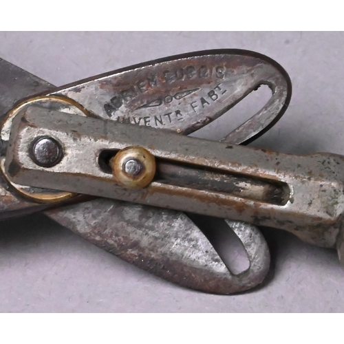 962 - A French botanist's cane/pruner with bamboo shaft and patent snippers by Adrien Dubois, 111 cm